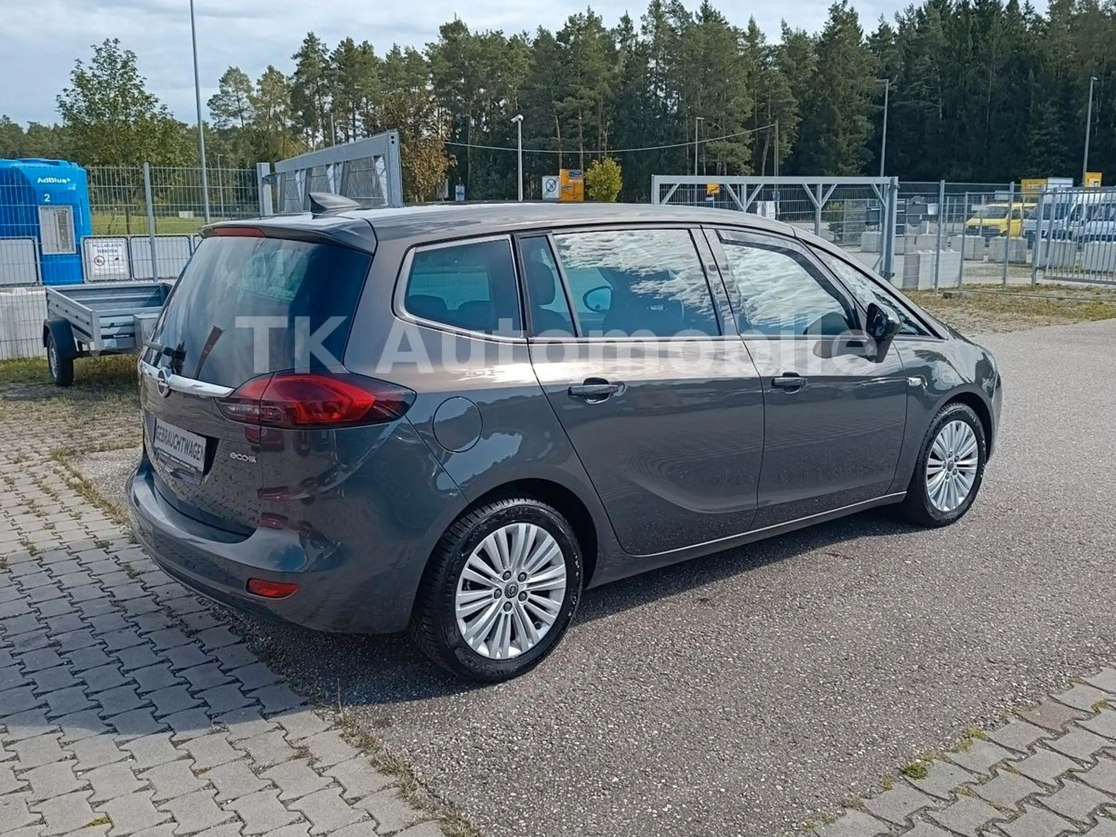 Opel Zafira C Tourer NAVI/SHZ/KAMERA/7 Sitze/1 Hand! — photo 6