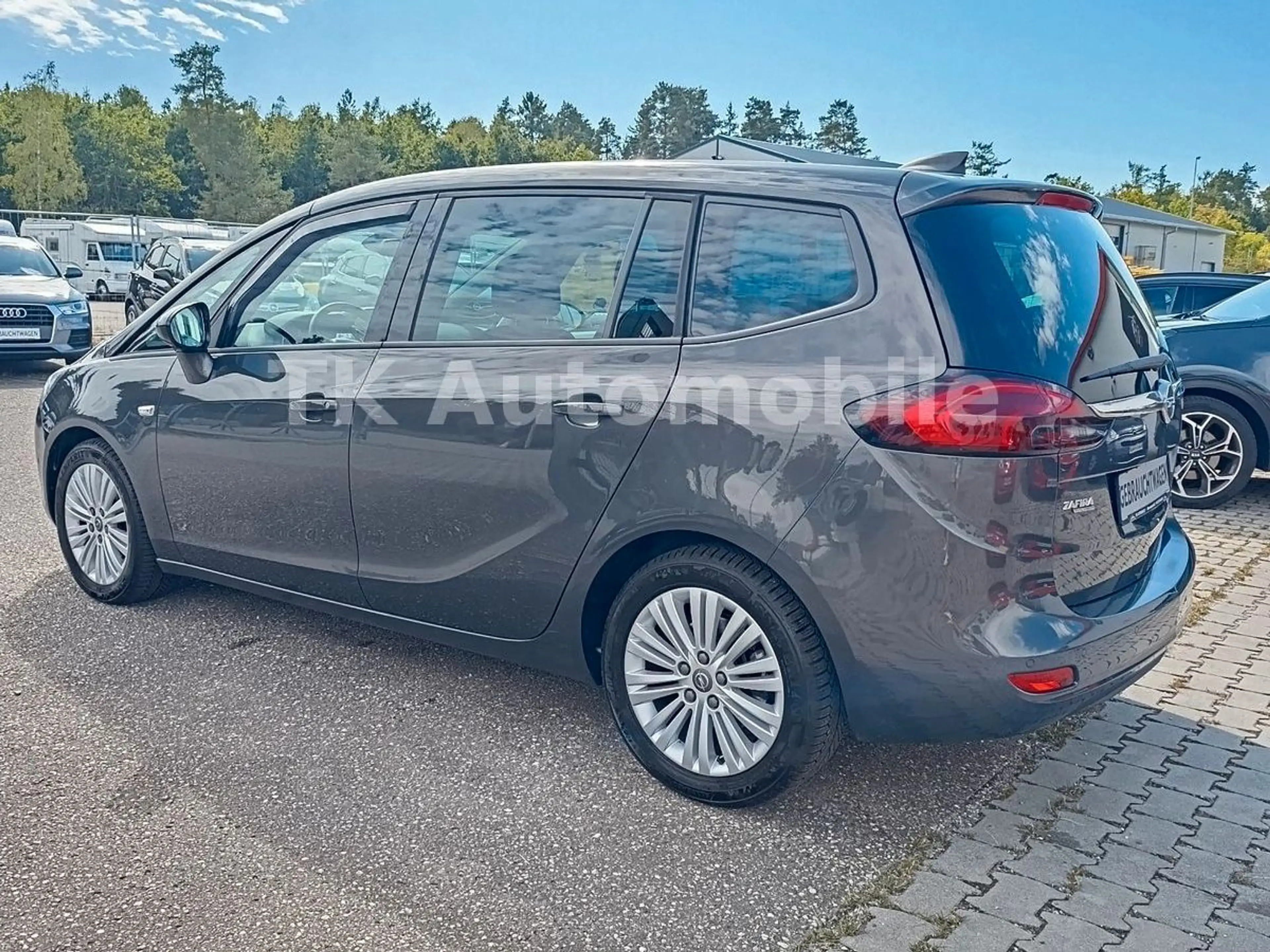 Opel Zafira C Tourer NAVI/SHZ/KAMERA/7 Sitze/1 Hand! — photo 8