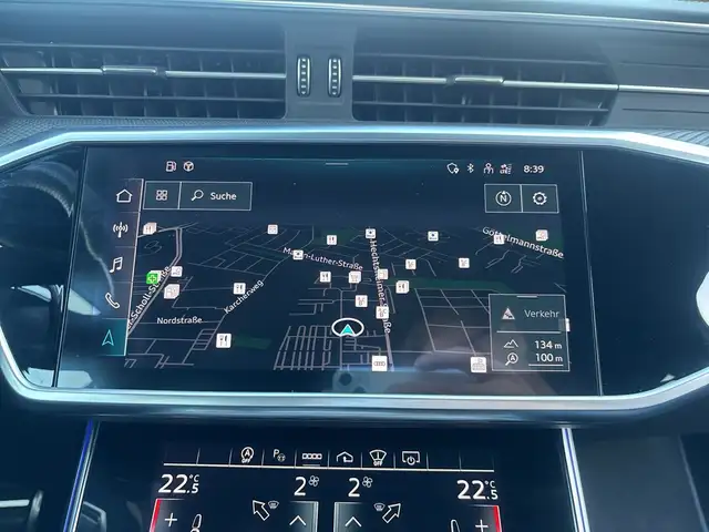 Audi RS6 view 10