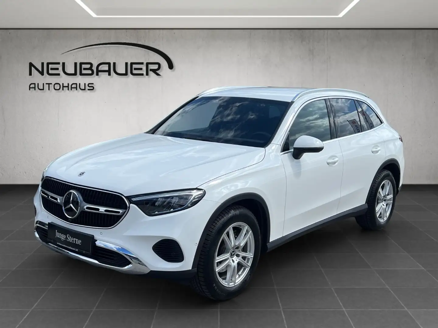 Mercedes-Benz GLC 220 d 4MATIC Distr PTS Shz LED Navi MBUX - 2