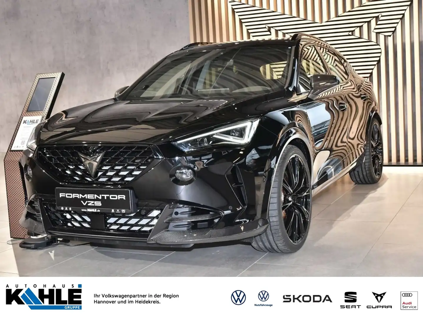 CUPRA Formentor VZ5 BAT *ABT UMBAU* 4D NAVI KAM PANO Klima Navi Leder Schwarz - 1