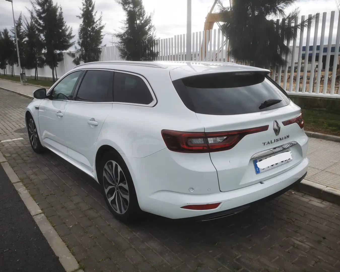 Renault Talisman Sport tourer 1.6 zen energy dCi 130 Blanco - 2