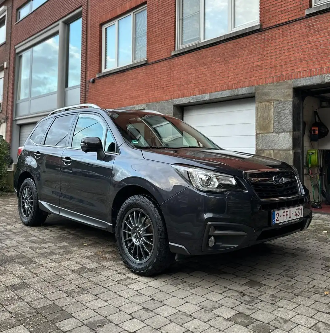 Subaru Forester 2.0X Lineartronic Platinum - 1
