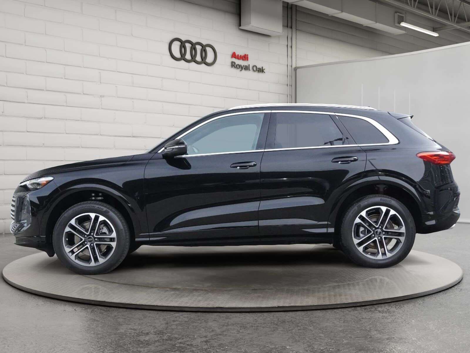 2025 Audi Q5 Was $70,949 | Progressiv 2.0 TFSI quattro | + CPO — снимка 1
