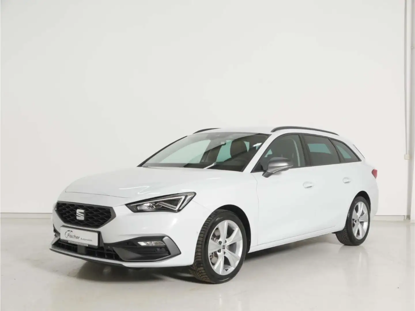 SEAT Leon Sportstourer 2.0 TDI DSG FR NAV/RFK/KESSY Weiß - 2