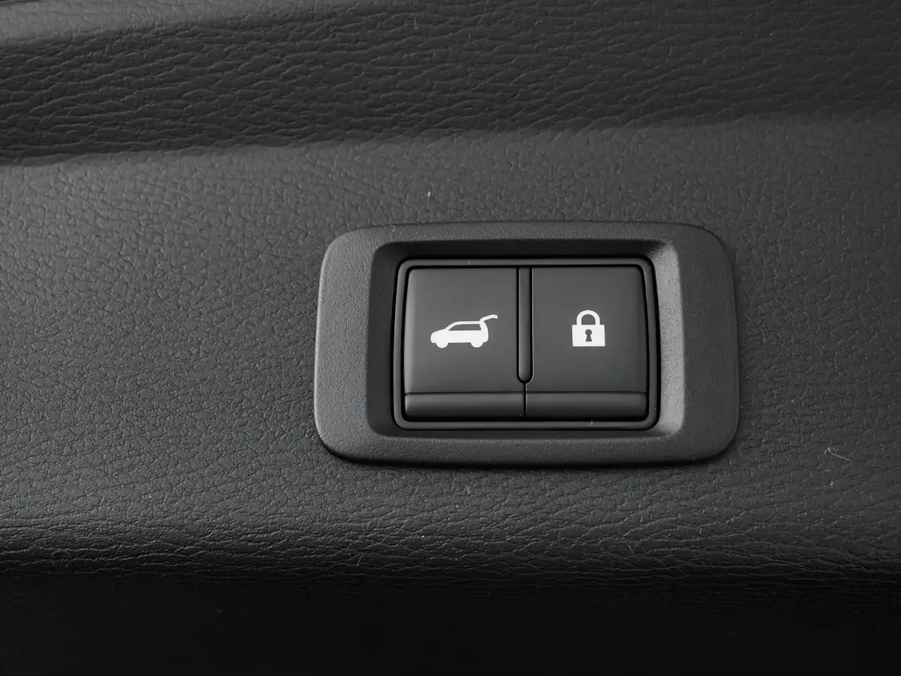 Mitsubishi Outlander снимка Mitsubishi Outlander