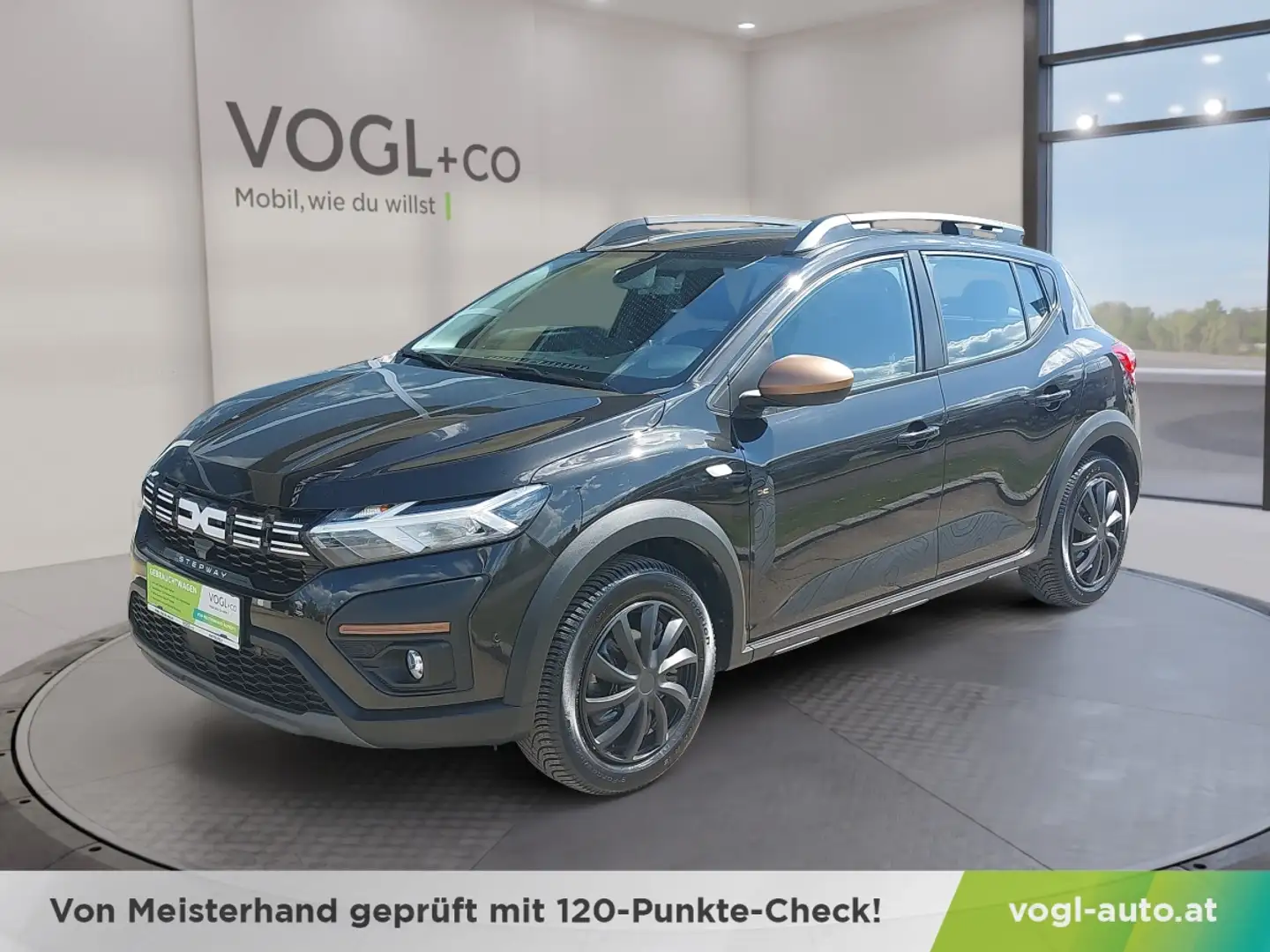 Dacia Sandero Stepway Extreme TCe 90 Schwarz - 1