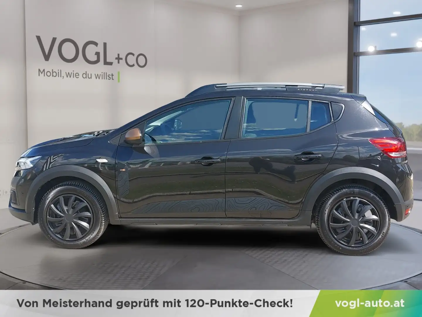 Dacia Sandero Stepway Extreme TCe 90 Schwarz - 2