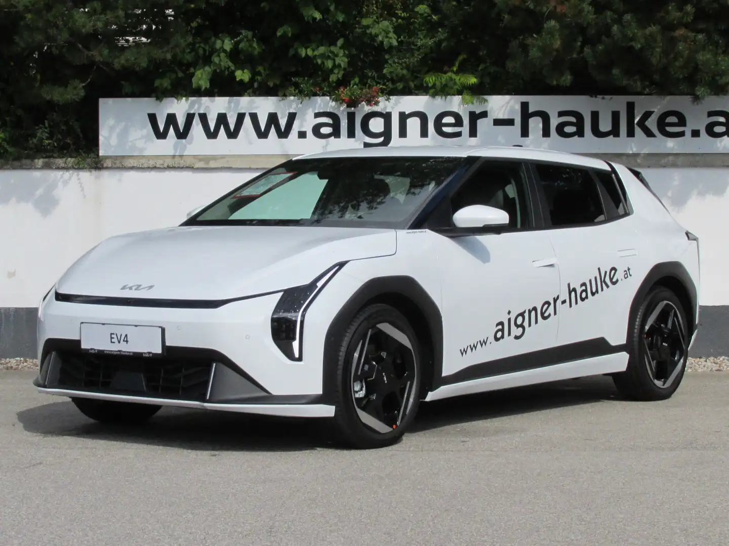 Kia EV4 HB Earth Plus 81,4 kWh FWD Dynamic Style Paket Blanc - 1