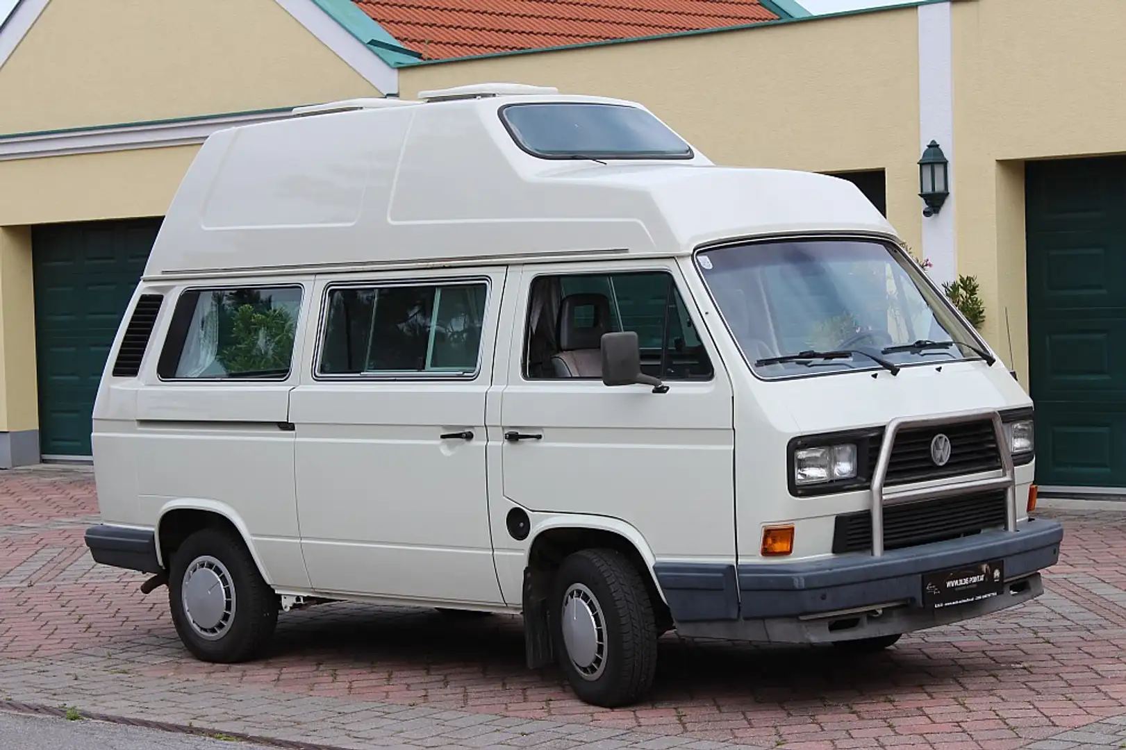 Volkswagen T3 California Camper 1,6 TD aus erster Hand White - 2