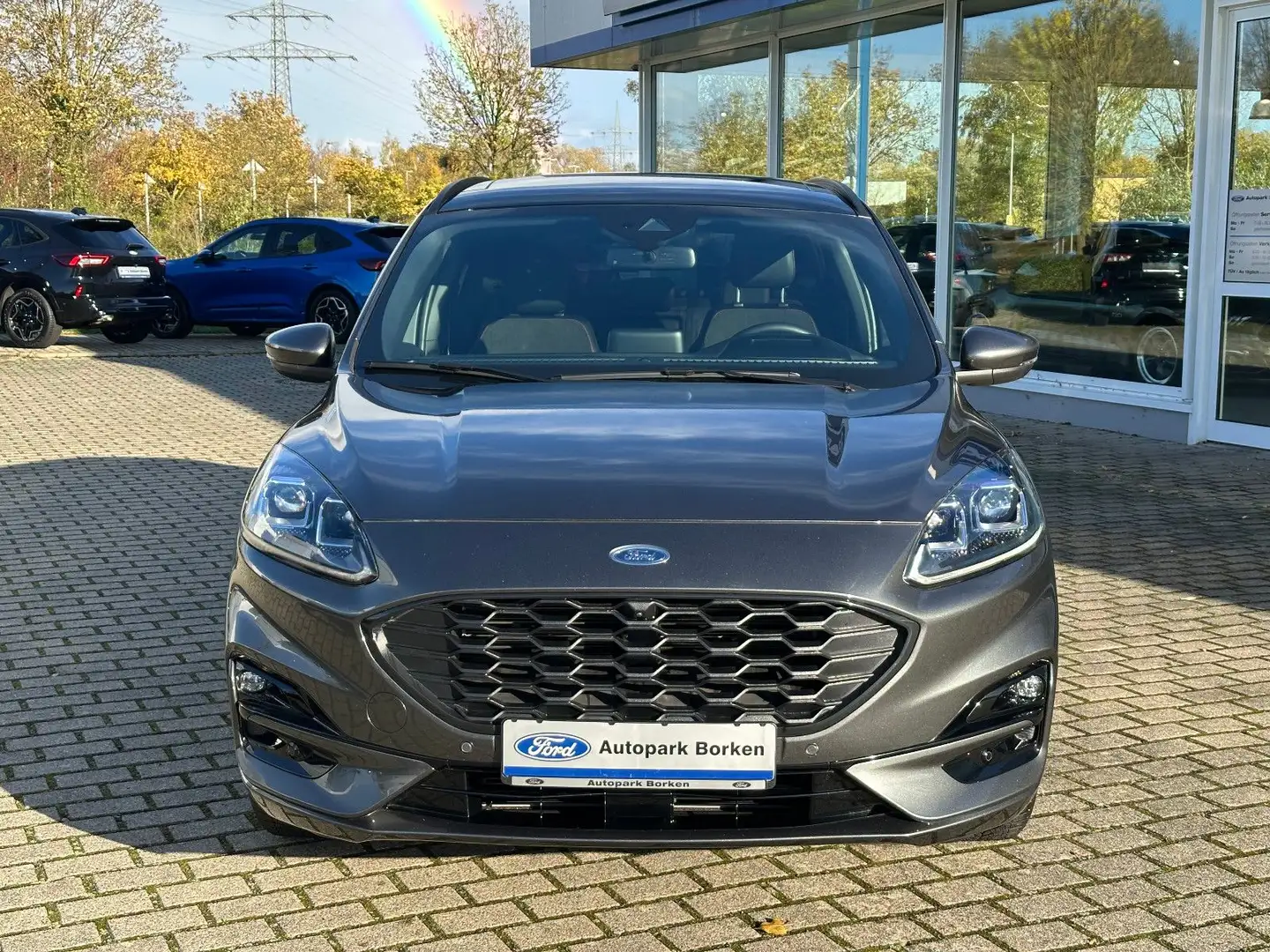 Ford Kuga ST-Line X Panorama Technologie Paket Winter Grijs - 2