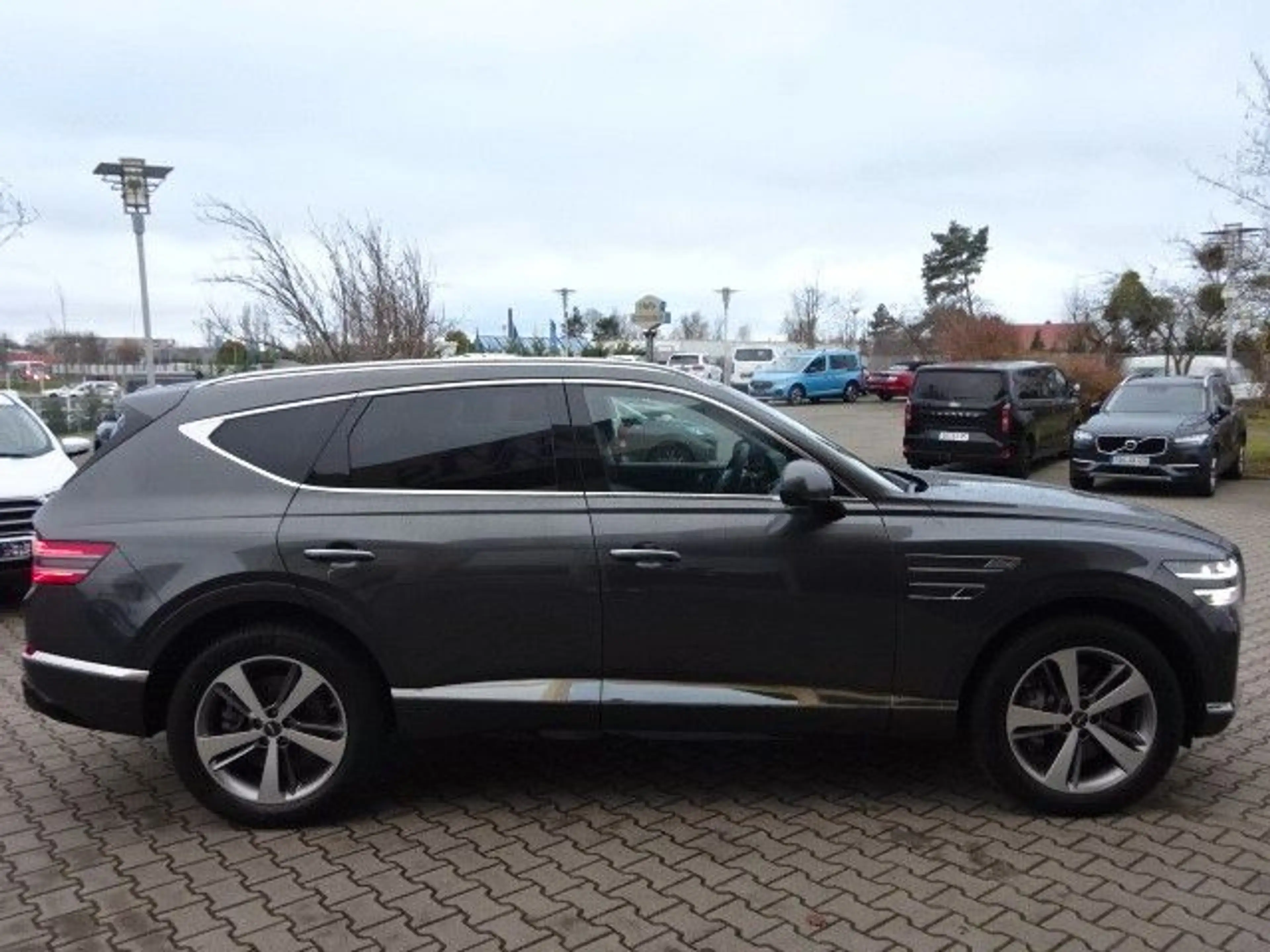 Genesis GV80 304PS Autm. Premium 4WD Navi Leder Kamera — photo 7