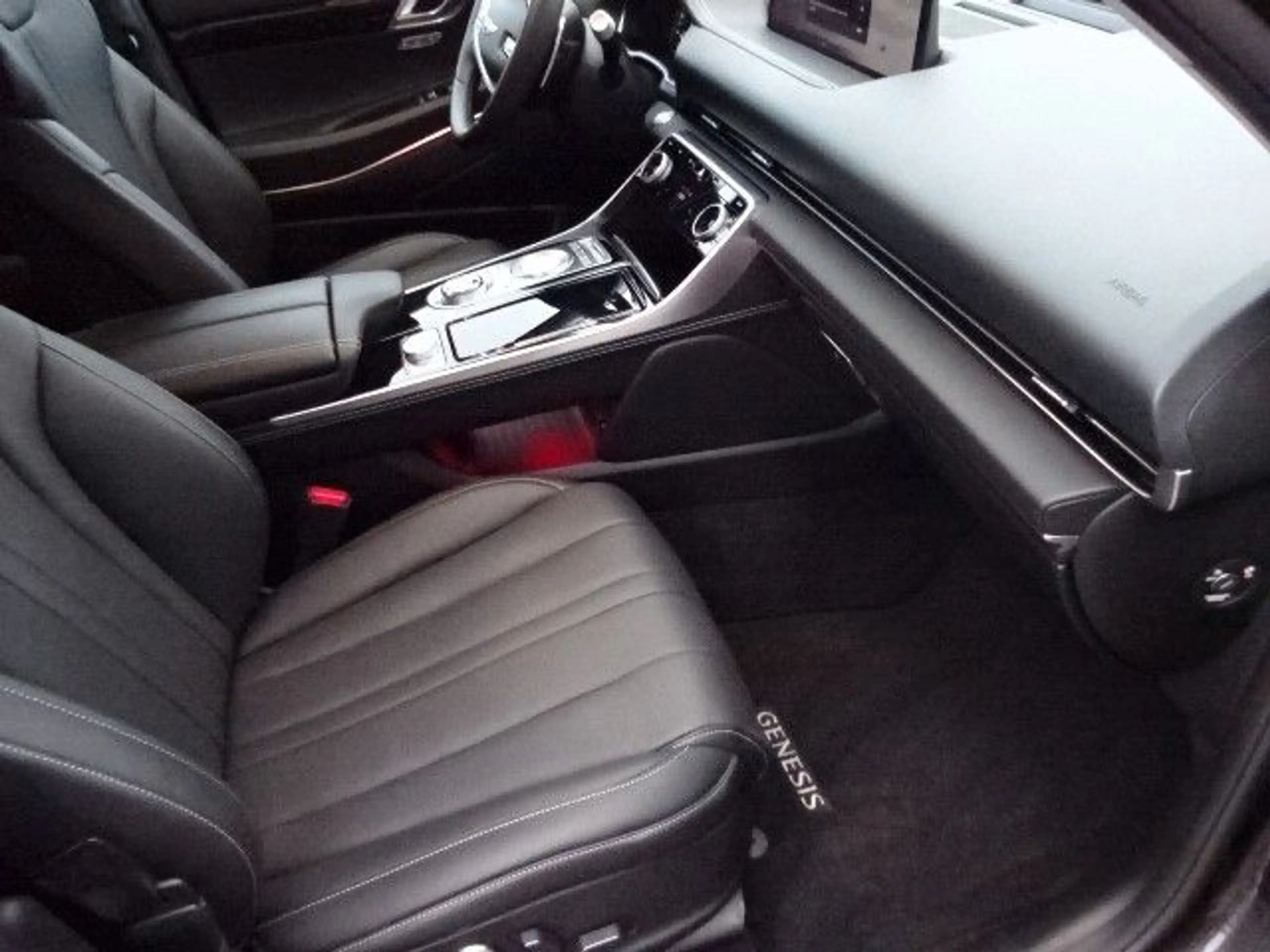 Genesis GV80 304PS Autm. Premium 4WD Navi Leder Kamera — photo 12