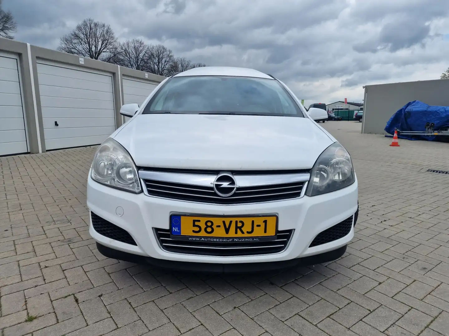 Opel Astra 1.3 CDTi Enjoy Grijskenteken Wit - 2