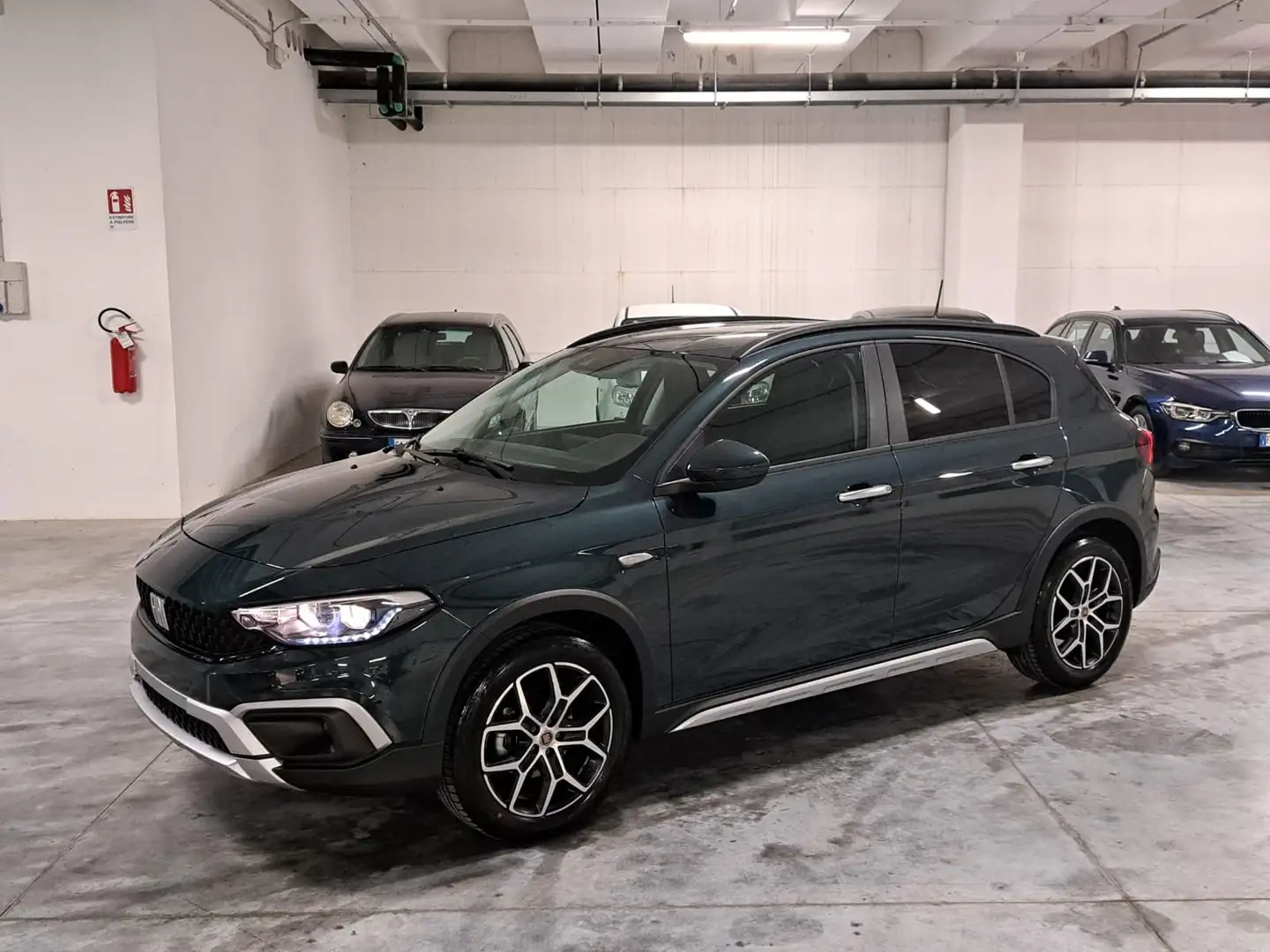 Fiat Tipo 1000 100CV Cross 5 Porte ***Km. Zero*** Verde - 1
