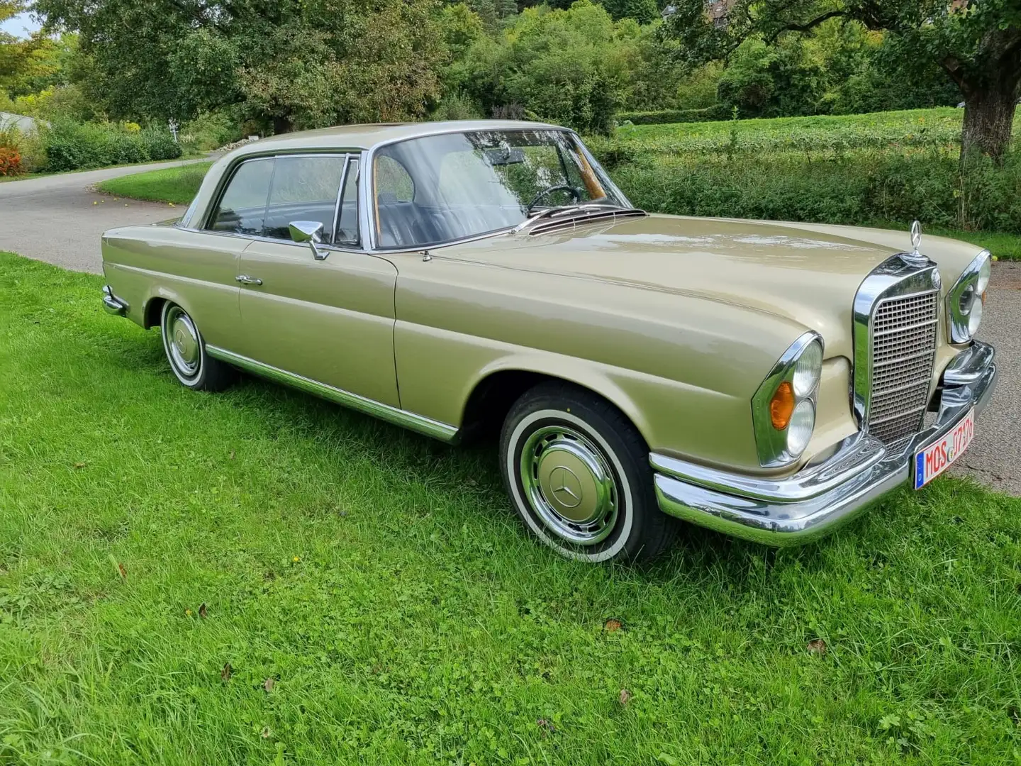Mercedes-Benz 280 W111 280 SE 2+ Bej - 2