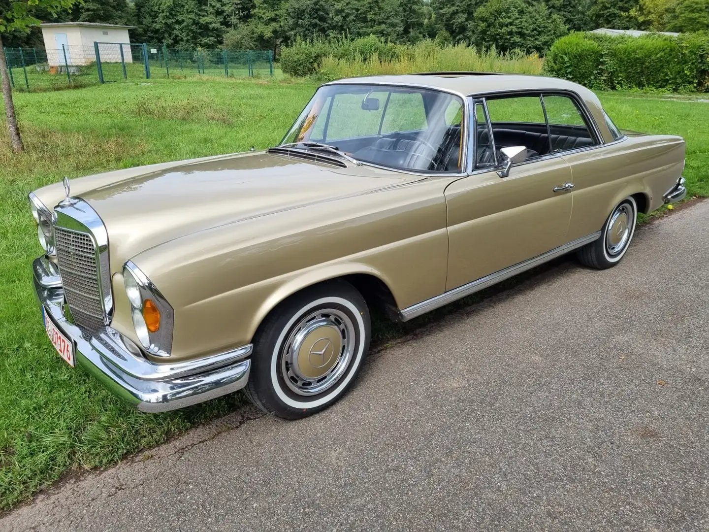 Mercedes-Benz 280 W111 280 SE 2+ Bej - 1