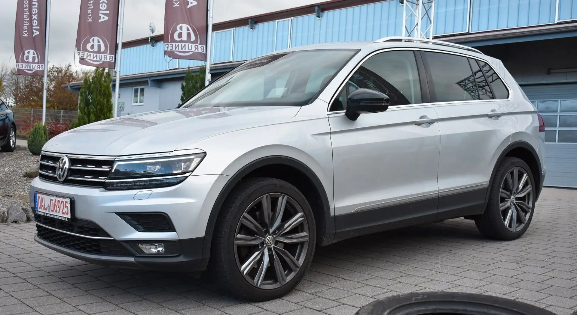 Volkswagen Tiguan Highline BMT/Start-Stopp 4Motion Argent - 2