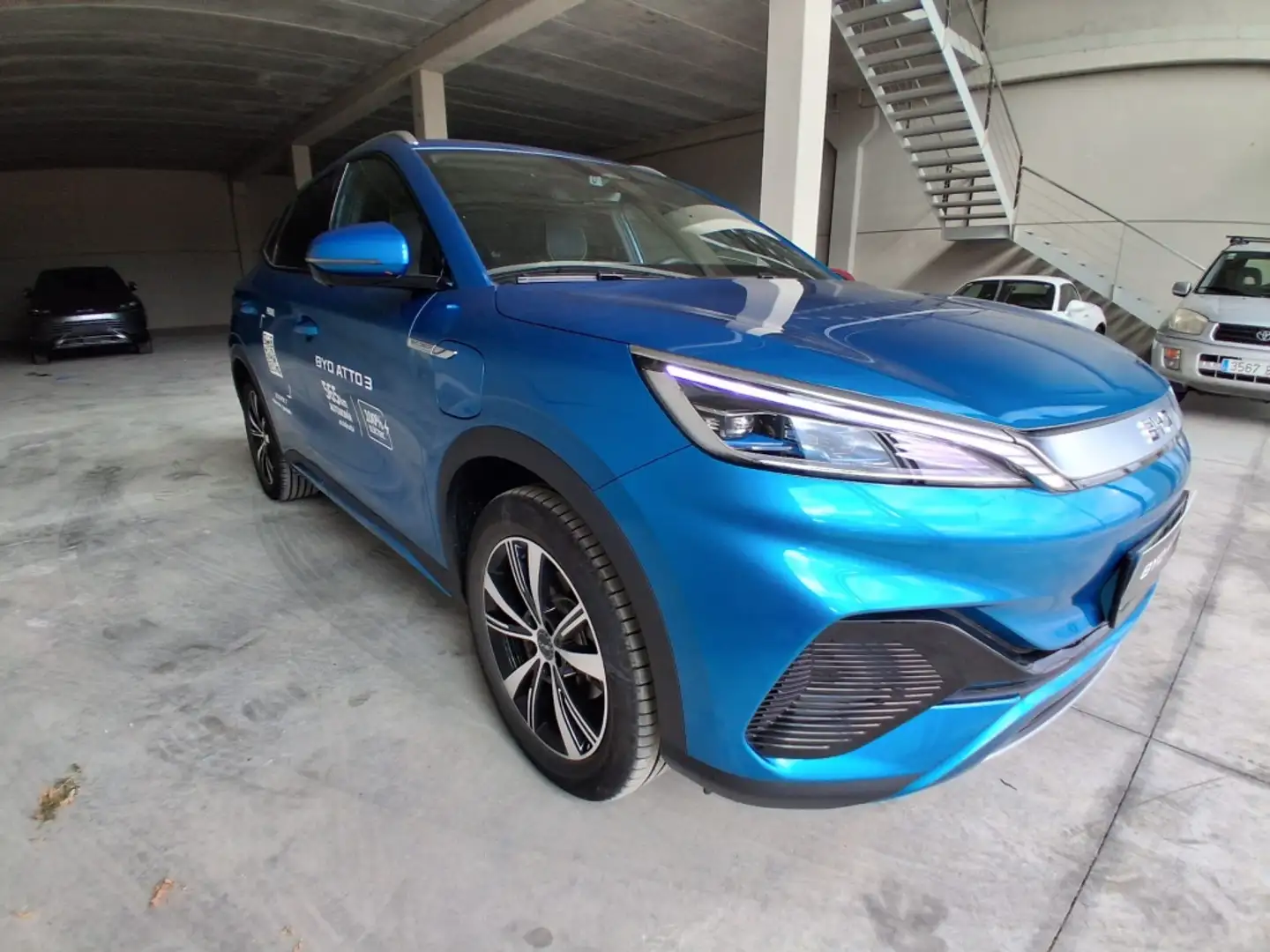 BYD Atto 3 ATTO3 2025 BLACK SURFINGBLUE - 2