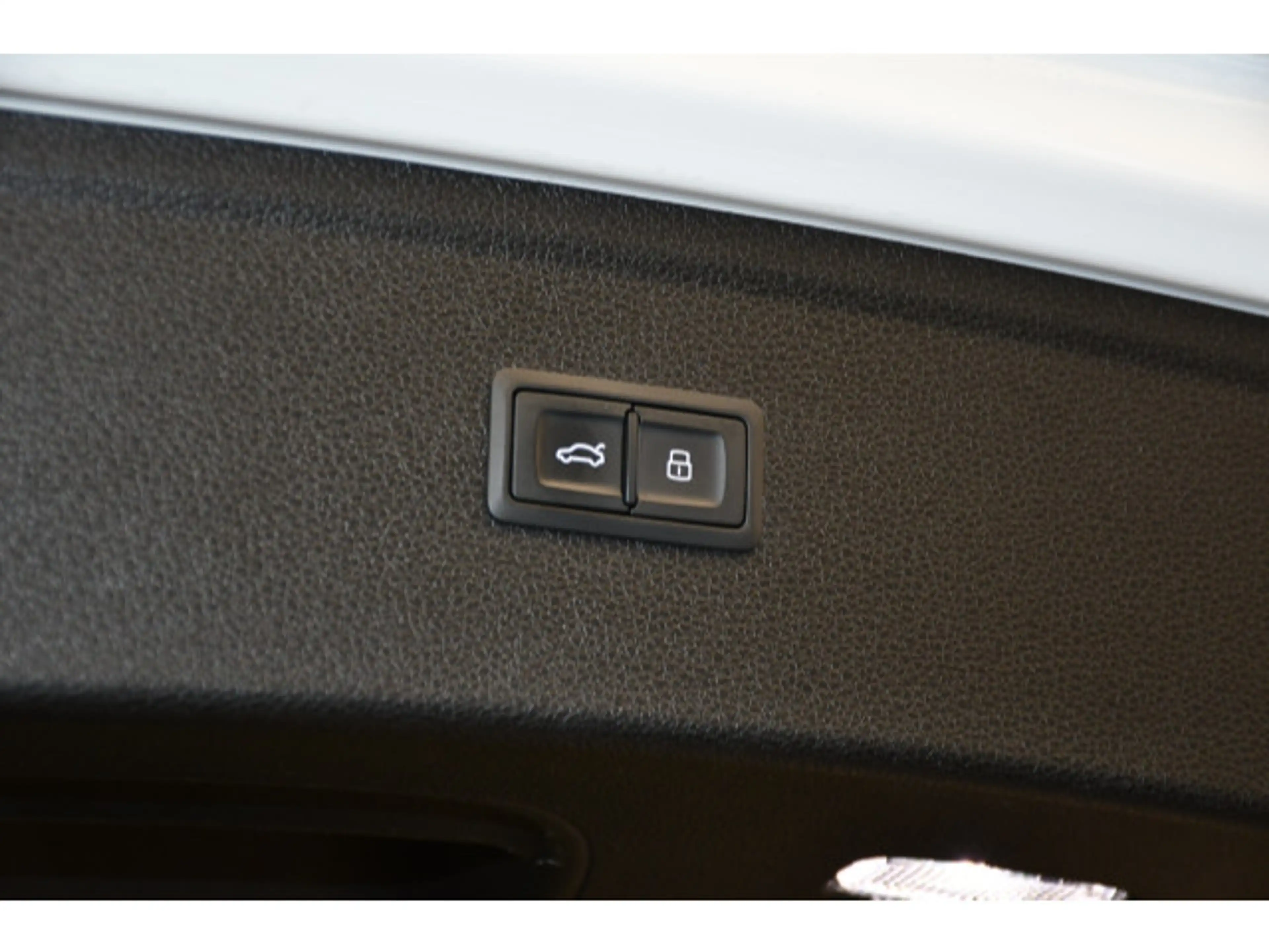 Audi Q5 55 TFSIe S-tronic quattro Pano/Tempo/Einparkh — photo 13
