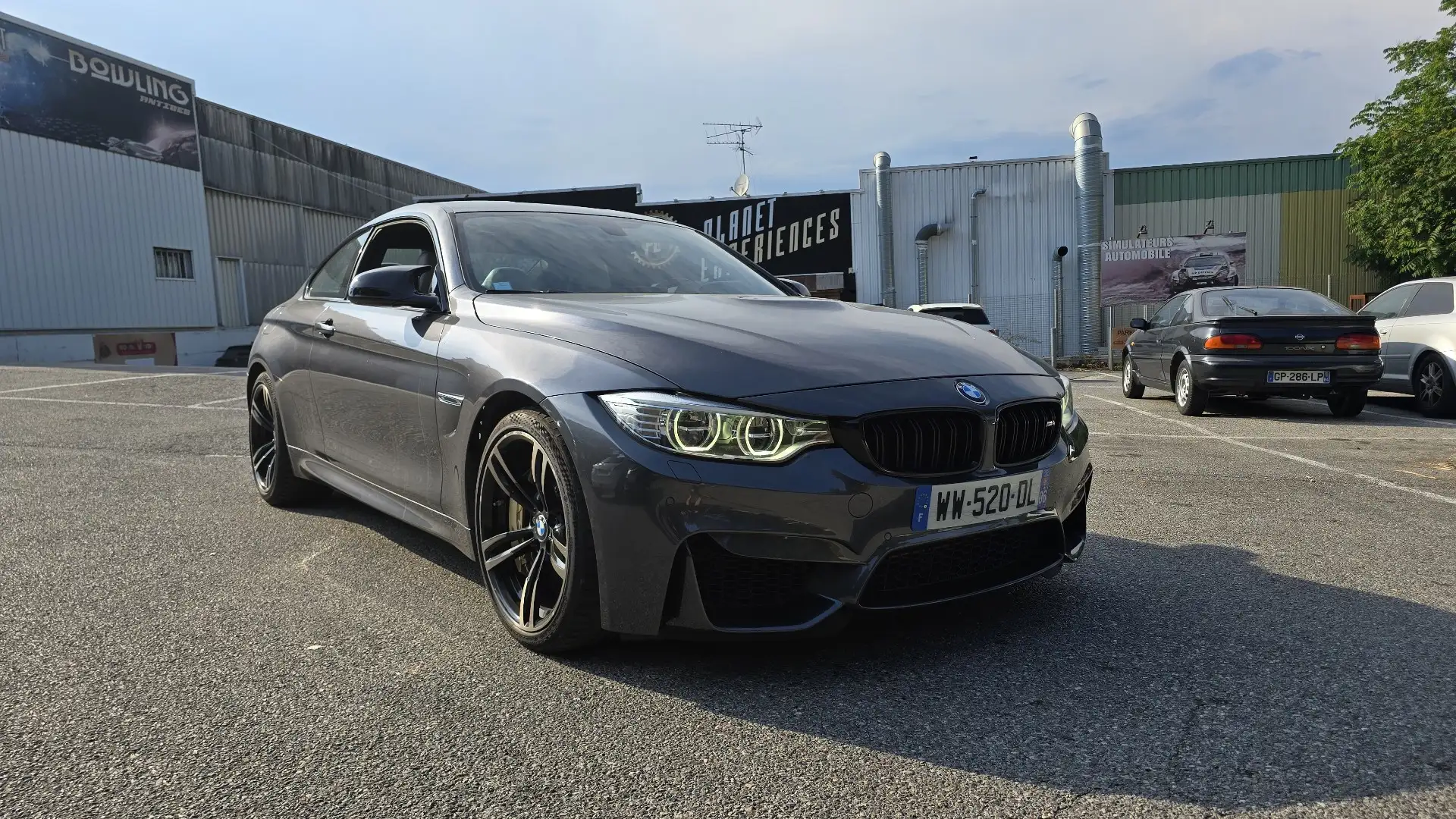 BMW M4 Coupe DKG - 2