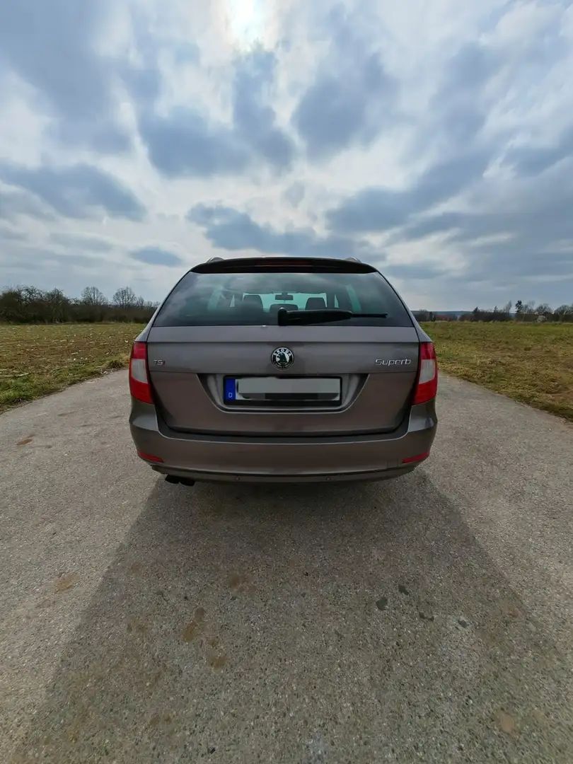 Skoda Superb Combi 1.8 TSI FAMILY - 1