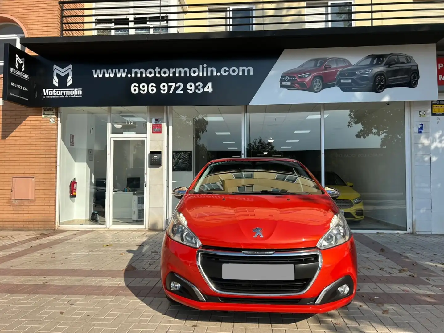 Peugeot 208 1.2 PureTech Style 82 Naranja - 2