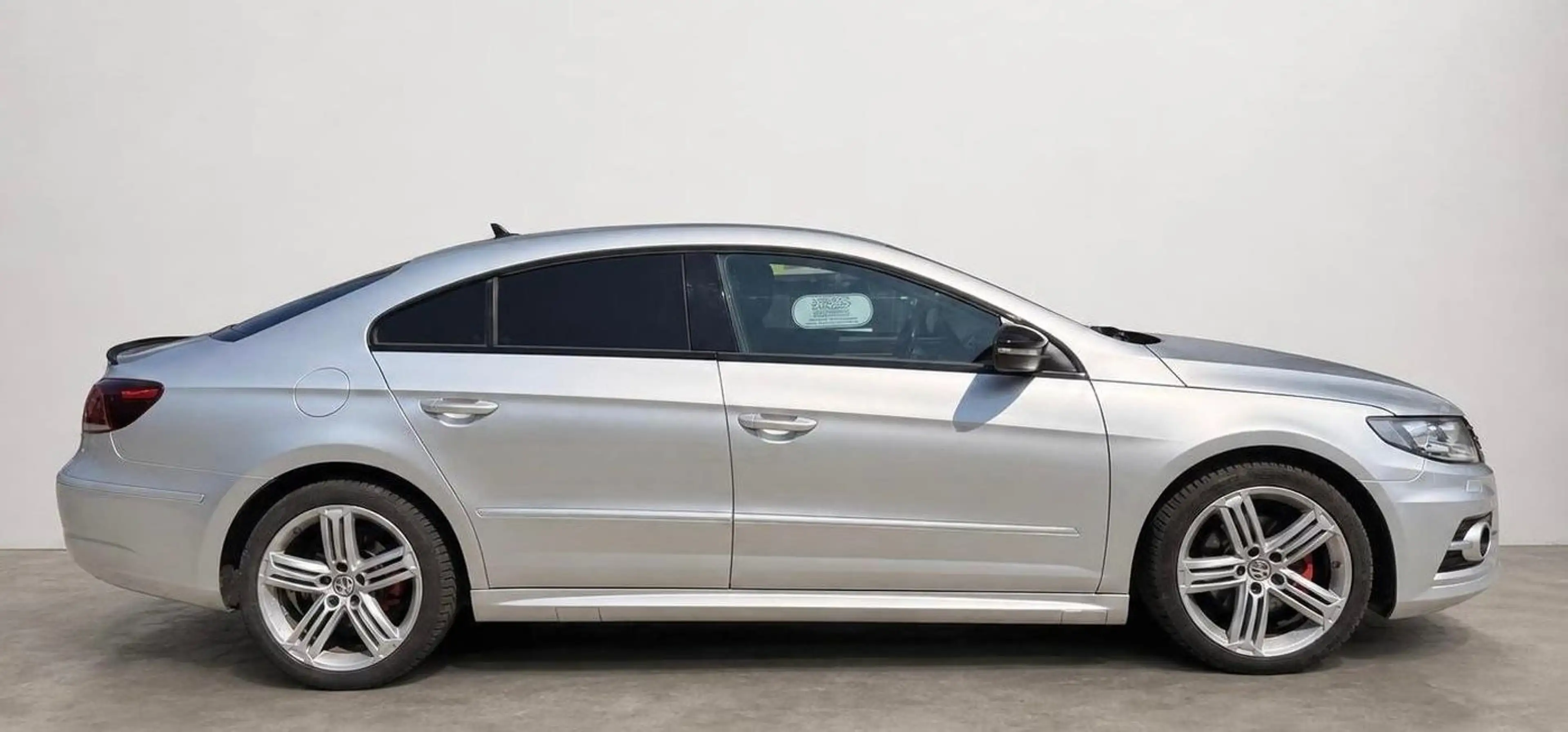 Volkswagen CC R-Line 2.0 TDI Dynamic Black KEYLESS/KAMERA — photo 6