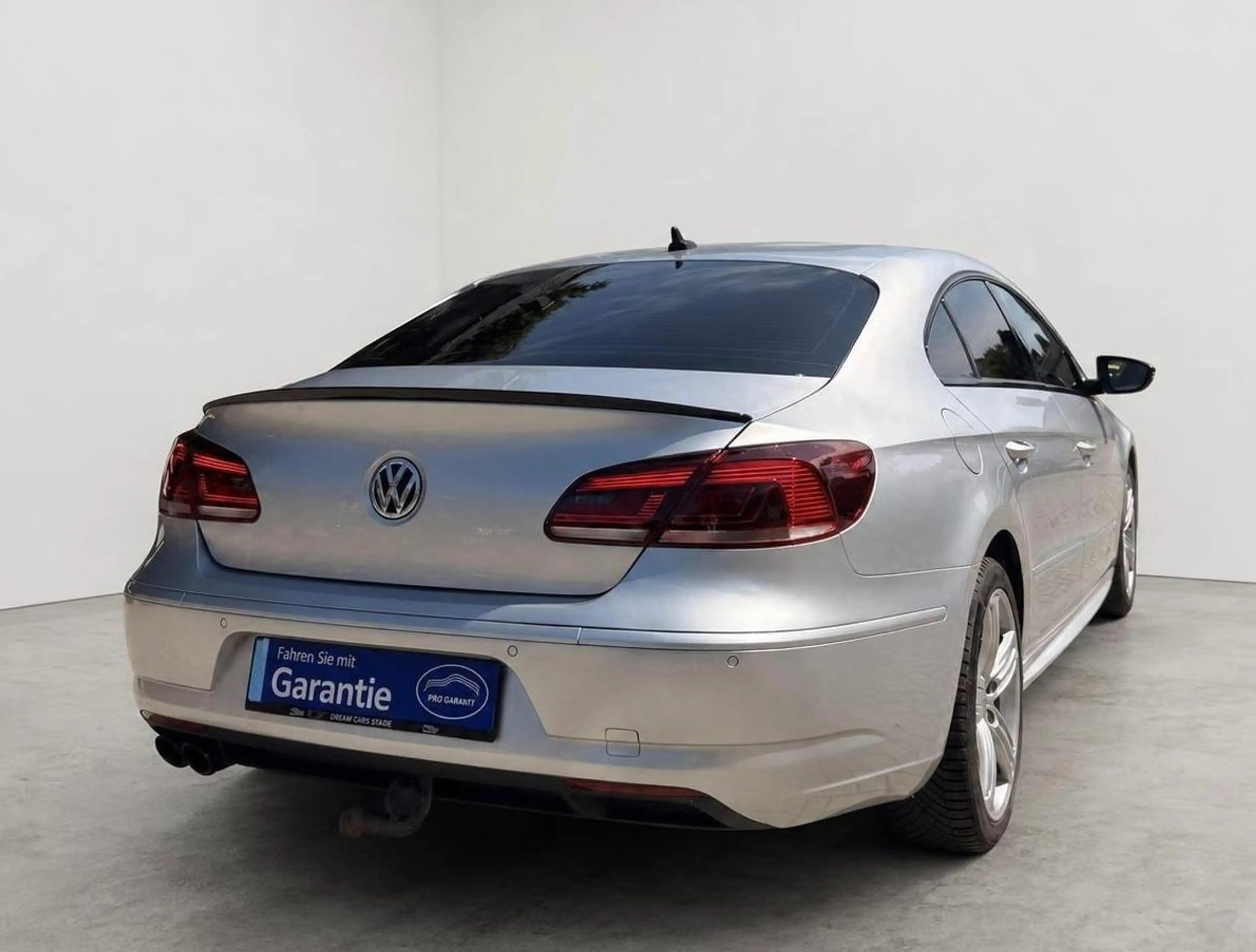 Volkswagen CC R-Line 2.0 TDI Dynamic Black KEYLESS/KAMERA — photo 5