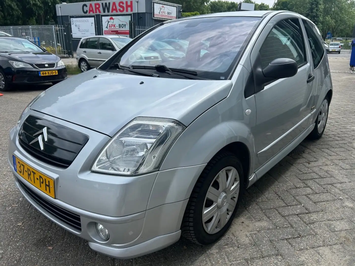 Citroen C2 1.4I VTR Grijs - 2