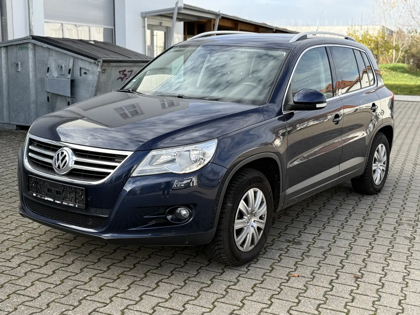 Volkswagen Tiguan Team 4Motion Blau - 1