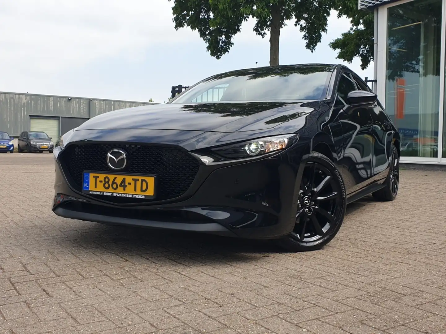 Mazda 3 2.0 eSkyActiv-G Homura / Automaat / Carplay-Androi Zwart - 2