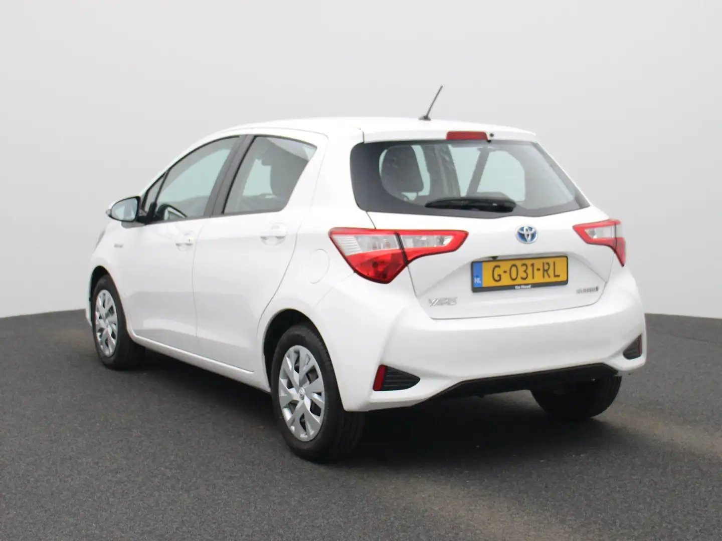 Toyota Yaris 1.5 Hybrid Active | Climate Control | Camera | Wit - 2