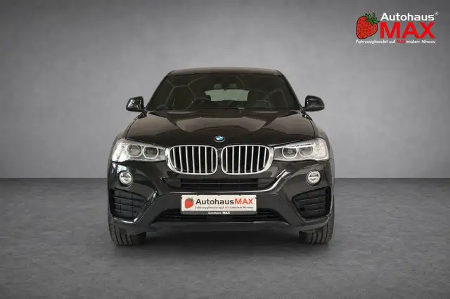 BMW X4 view 9