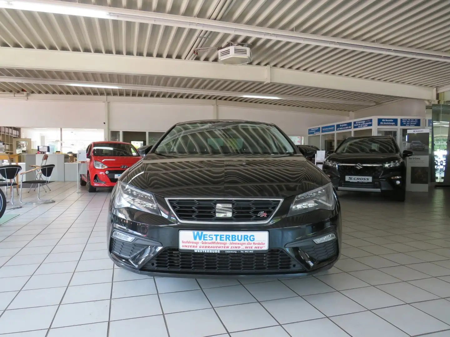 SEAT Leon 1.5 TSI FR Schwarz - 2