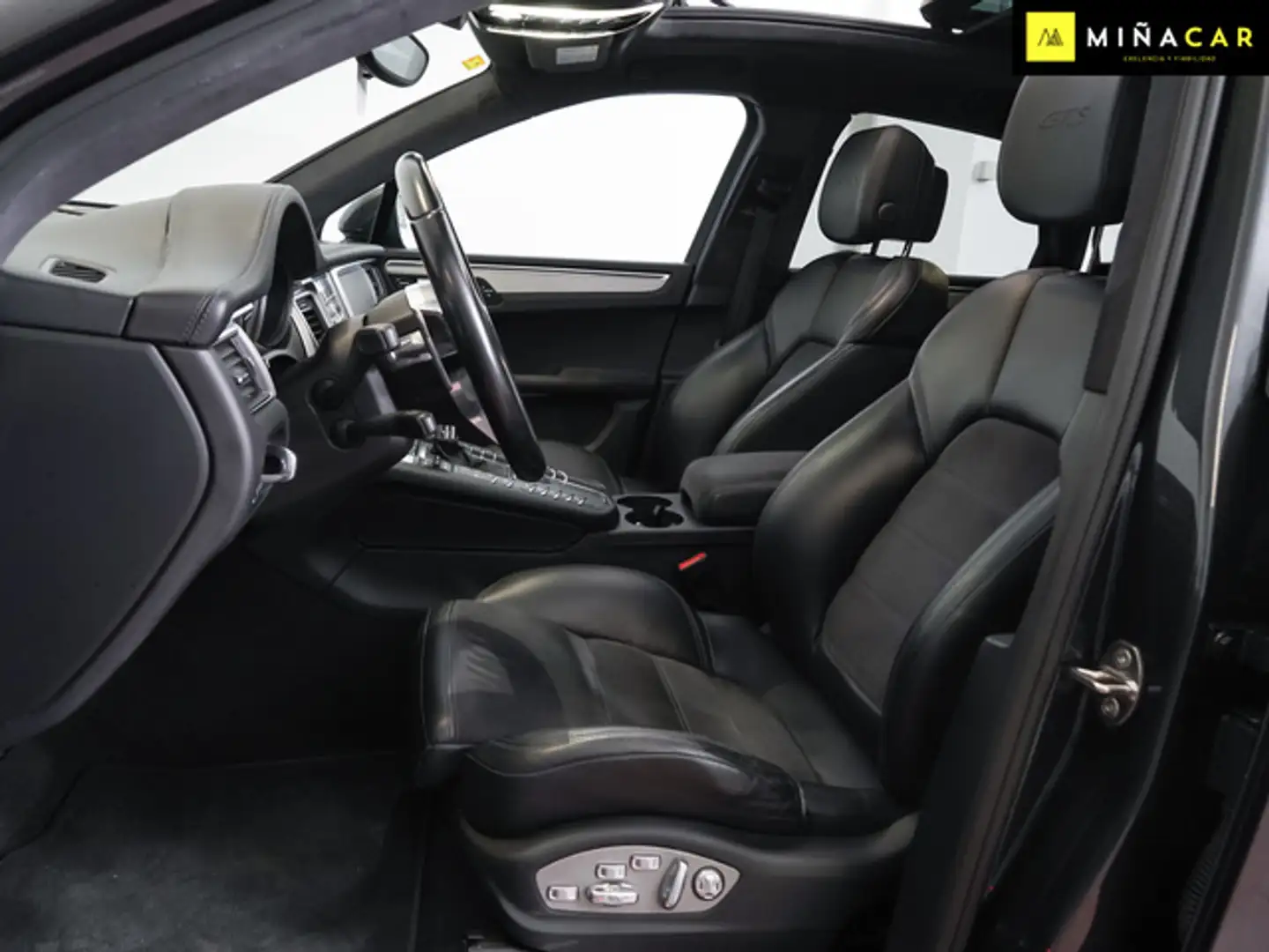 Porsche Macan GTS Aut. Gris - 2