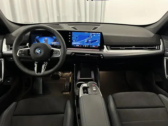 BMW X1 view 10