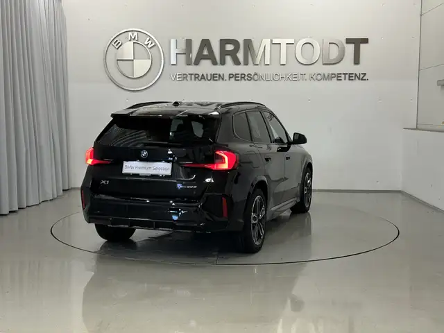 BMW X1 view 6