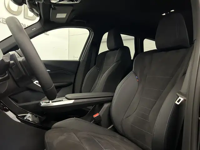BMW X1 view 14