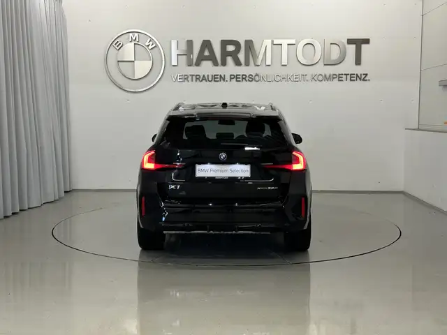 BMW X1 view 5