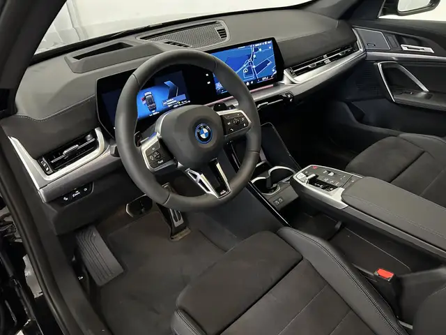 BMW X1 view 8