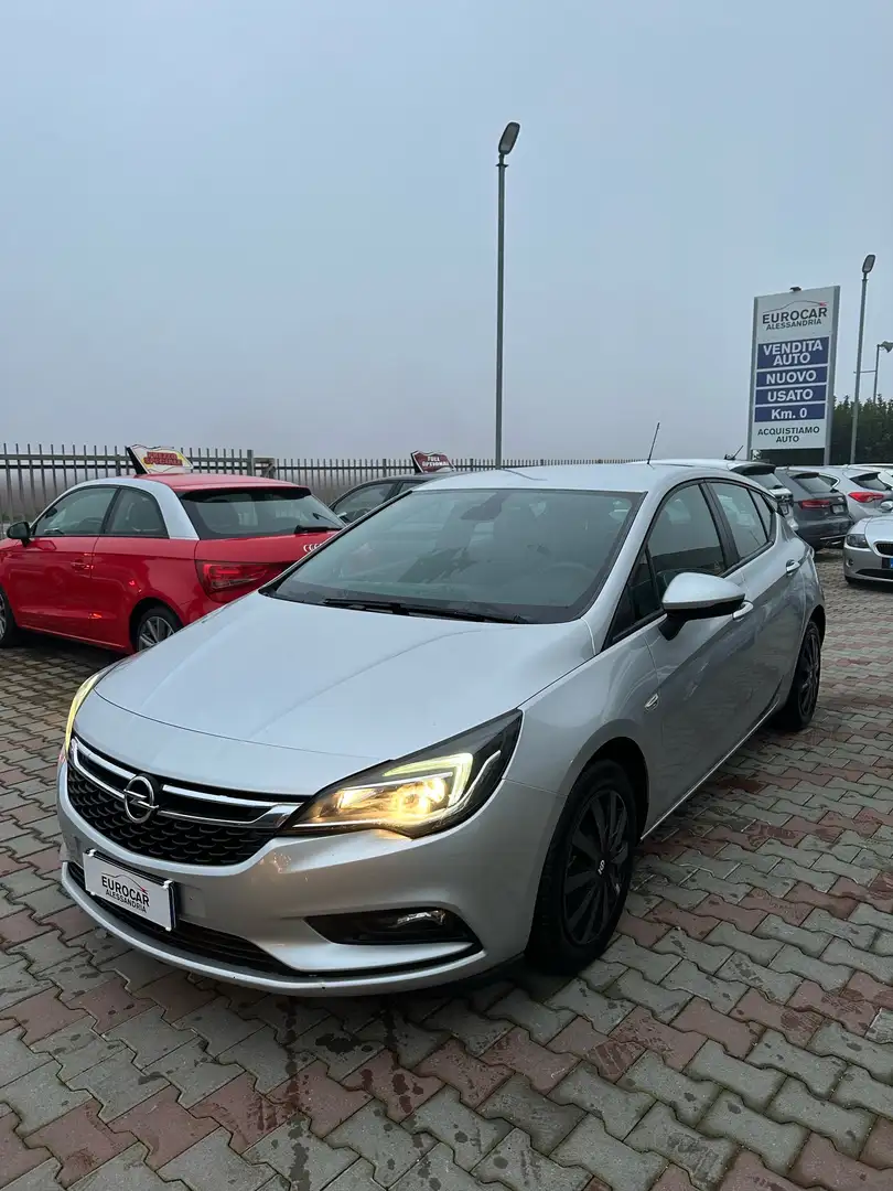 Opel Astra 5p 1.6 cdti Advance s&s 110cv Argent - 1