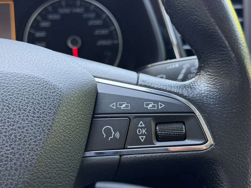 SEAT Leon 1.2 TSI Style LED Navi Tempomat Sitzheizung — photo 36