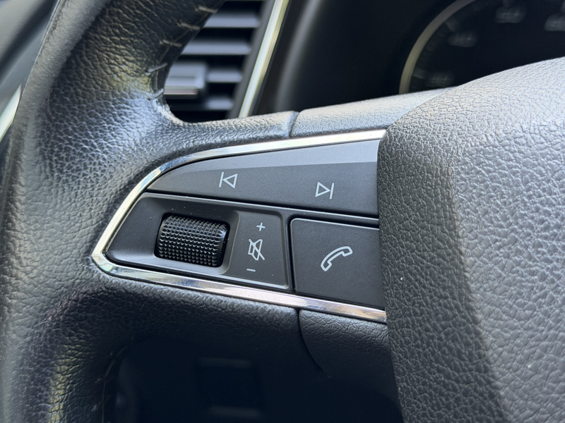 SEAT Leon 1.2 TSI Style LED Navi Tempomat Sitzheizung — photo 35