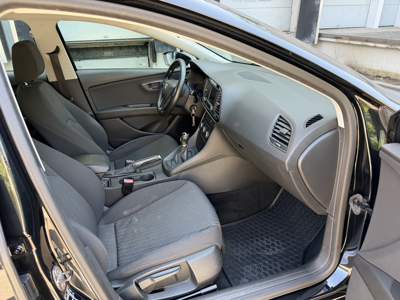 SEAT Leon 1.2 TSI Style LED Navi Tempomat Sitzheizung — photo 27
