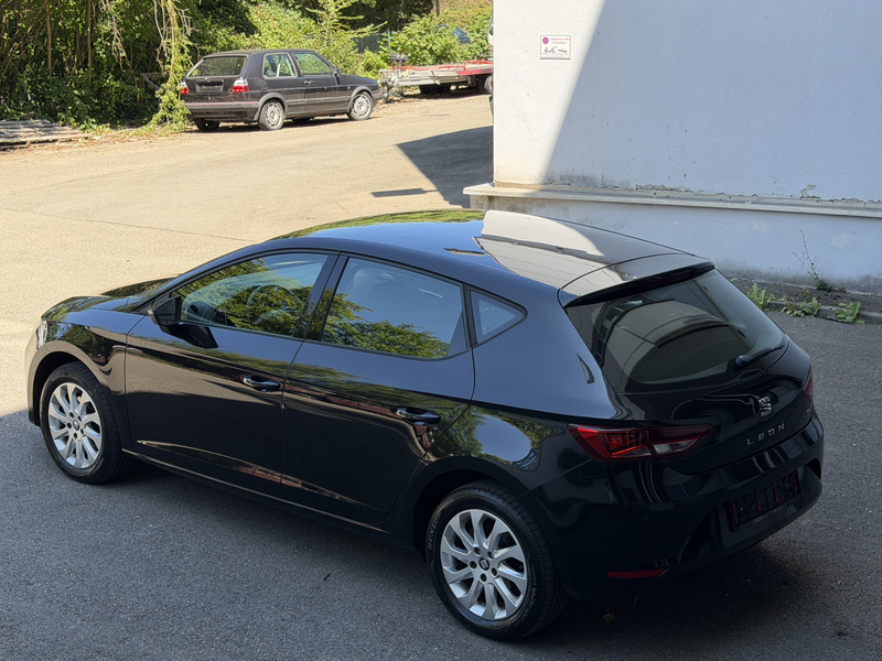 SEAT Leon 1.2 TSI Style LED Navi Tempomat Sitzheizung — photo 4