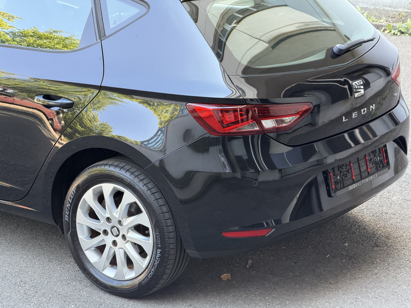 SEAT Leon 1.2 TSI Style LED Navi Tempomat Sitzheizung — photo 38
