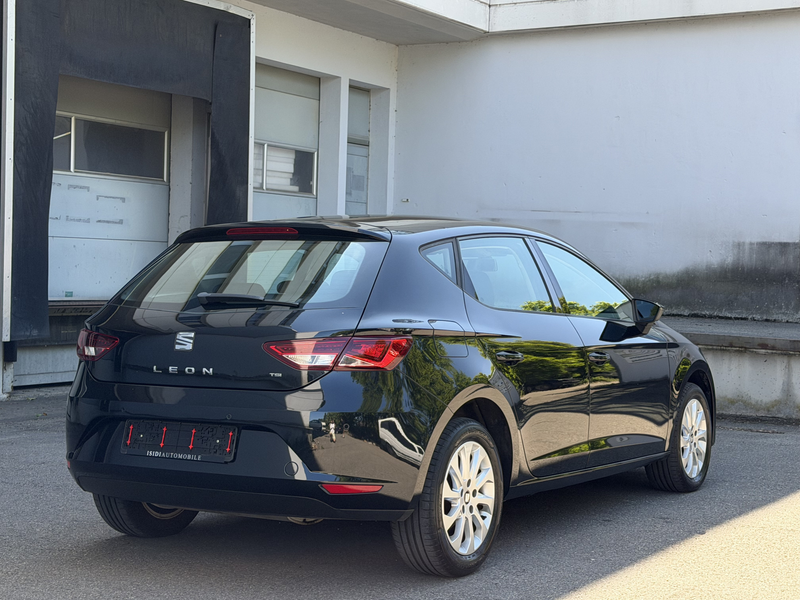 SEAT Leon 1.2 TSI Style LED Navi Tempomat Sitzheizung — photo 6
