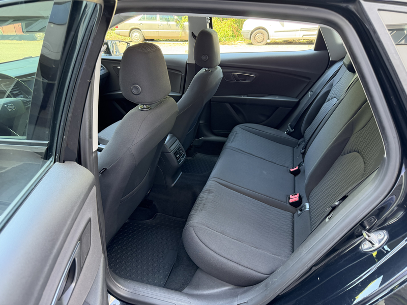 SEAT Leon 1.2 TSI Style LED Navi Tempomat Sitzheizung — photo 14