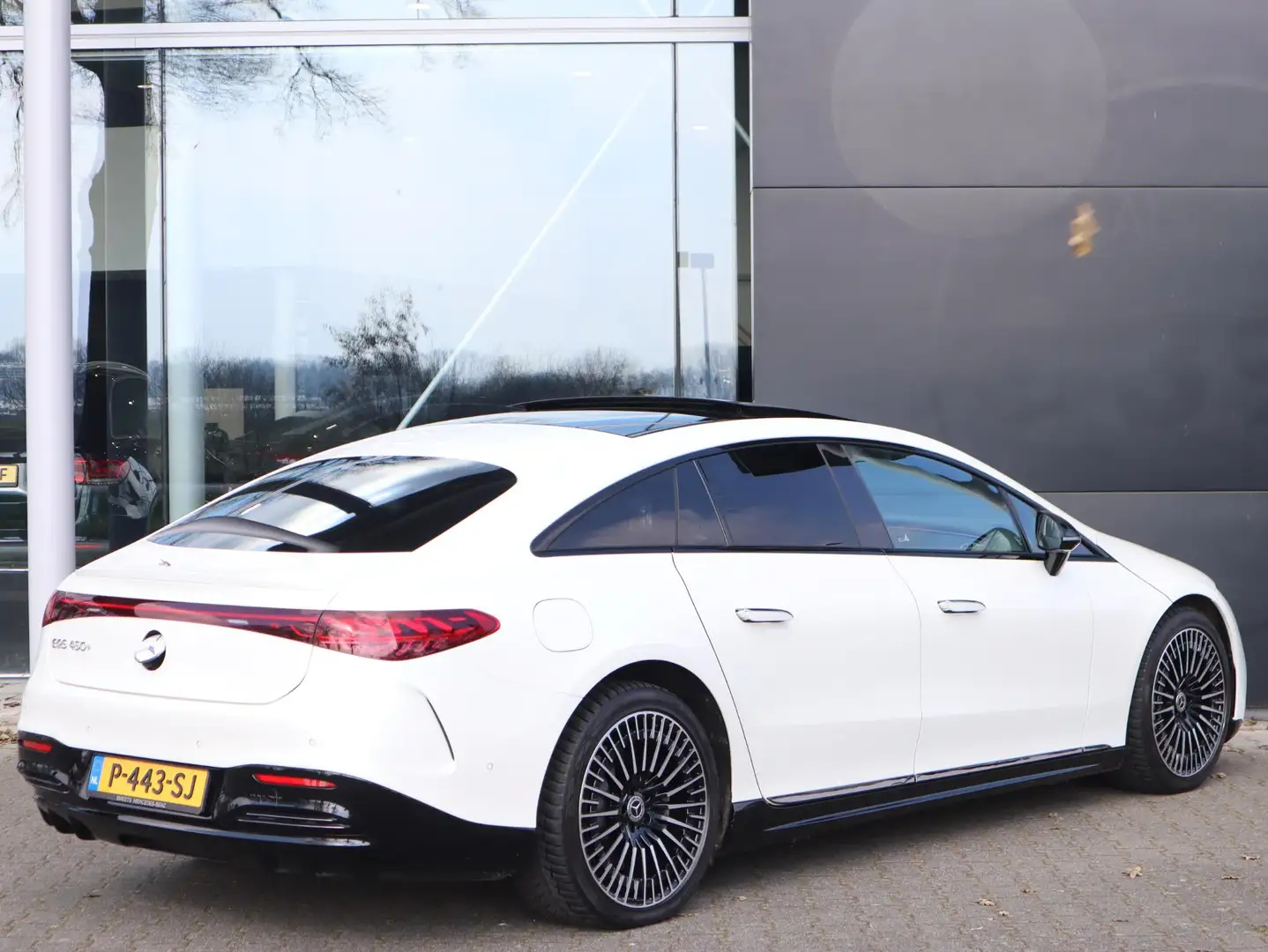 Mercedes-Benz EQS 450+ AMG Line 108 kWh Panoramadak | Navigatie | 36 Bílá - 2
